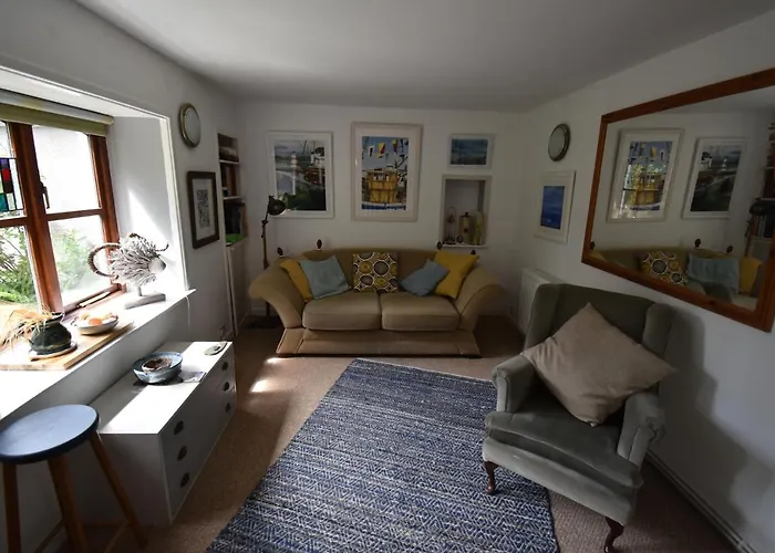 Yewtree Cottage - \'The Art House\' And Garden