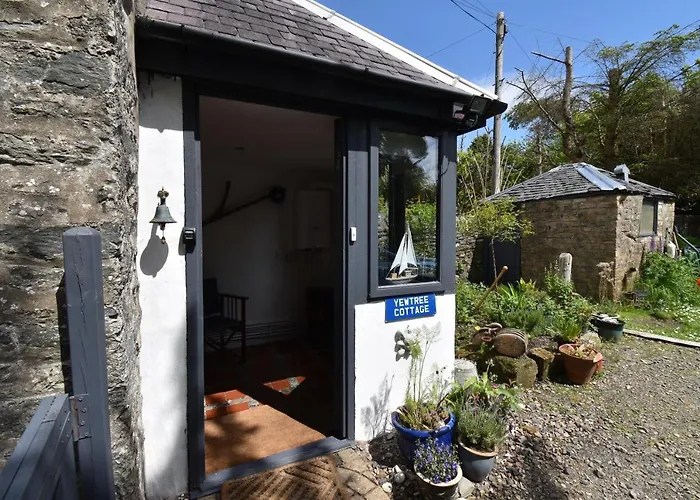 Yewtree Cottage - \'The Art House\' And Garden